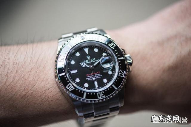 男人戴名表象征什么?