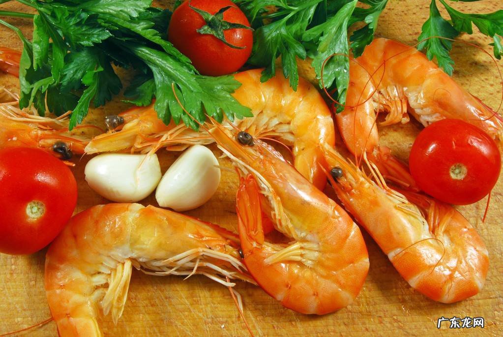 虾和西红柿能一起吃吗