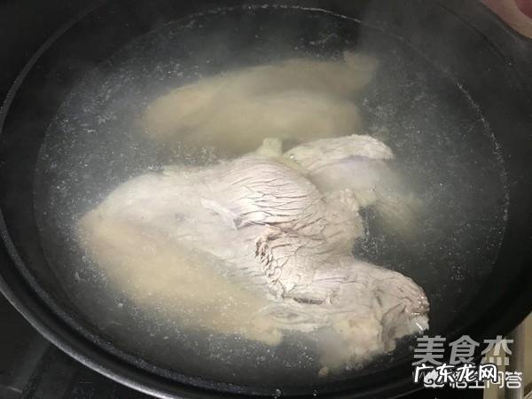 有哪些酱香美食吃一次就让人难以忘怀?