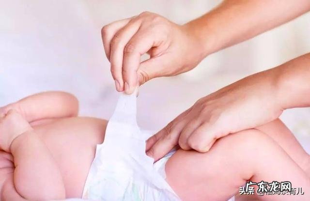 宝宝为什么会红屁股，该怎么解决？