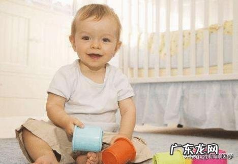 宝宝为什么会红屁股，该怎么解决？