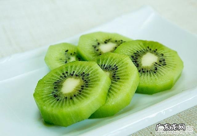 猕猴桃真的是水果之王吗？什么人不适合吃猕猴桃吗？