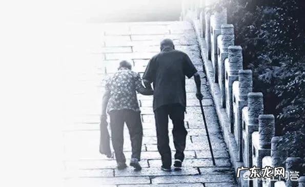 子女如何关爱老人心理健康?