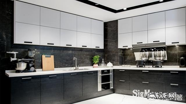 厨房定制整体橱柜什么样的设计比较实用?