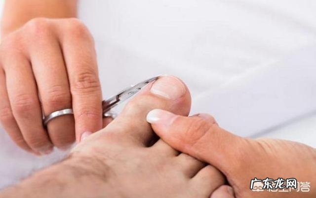 肝开始癌变时,脚底会有3个迹象,若一个不占,肝癌离你还很远!迹象是什么?