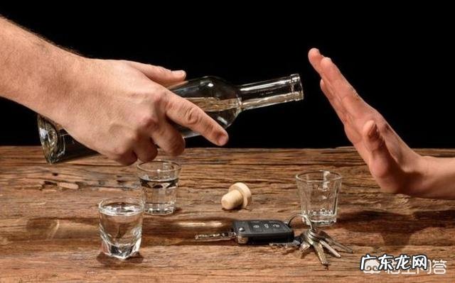 肝开始癌变时,脚底会有3个迹象,若一个不占,肝癌离你还很远!迹象是什么?