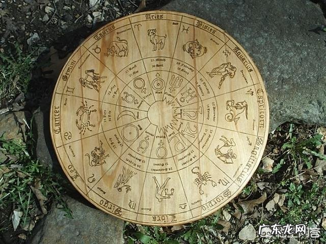 为什么总有人说自己是什么星座的？十二星座到底和人类有什么关系？