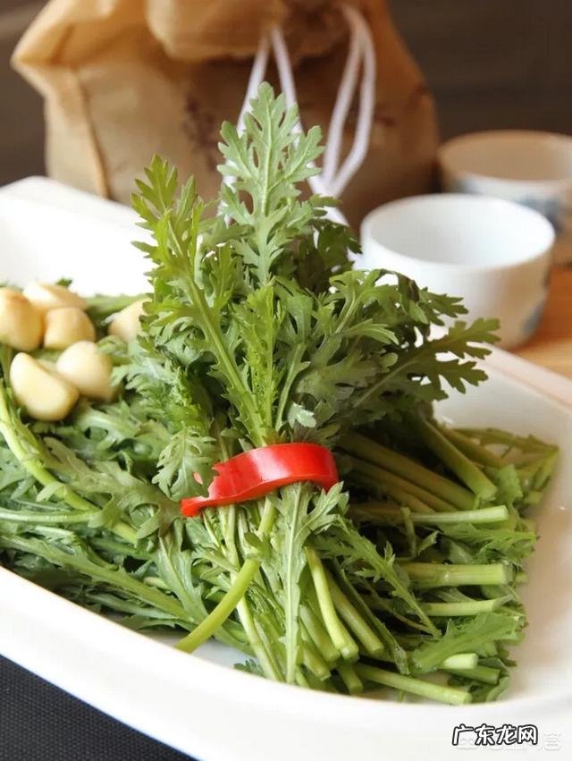 茼蒿有什么功效,怎么样的做法更好吃?