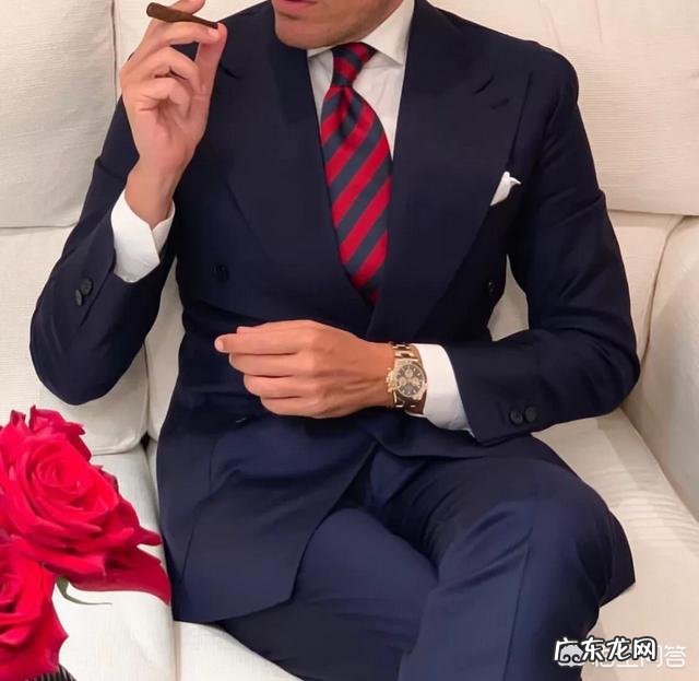 拍照时如何搭配领带更帅?