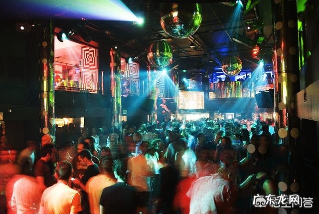 平时约会选择什么场所合适啊?