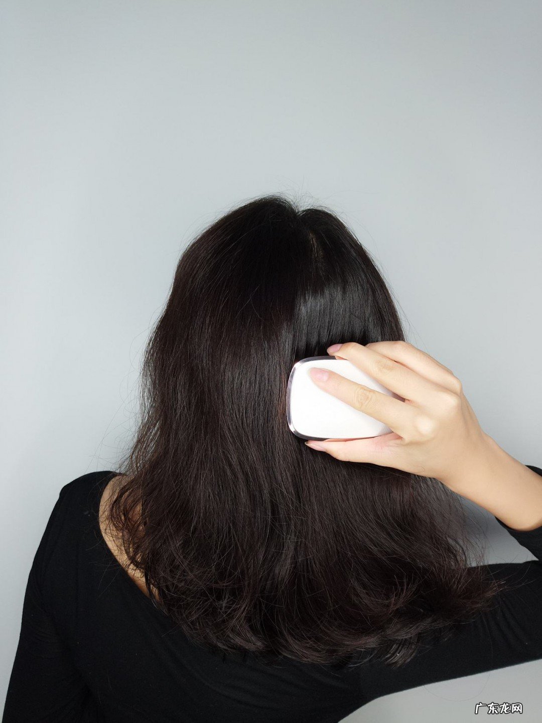 梳头的简单实用方法