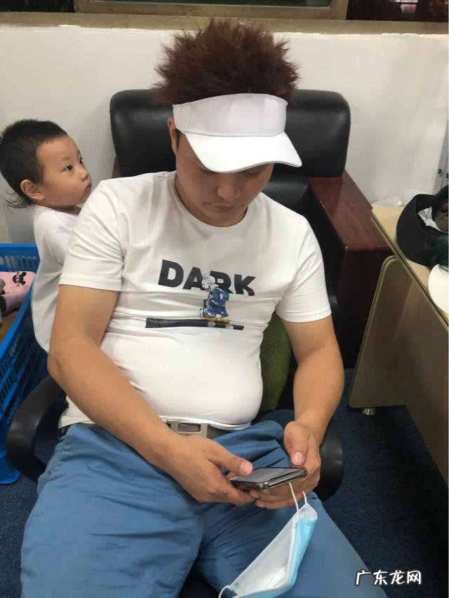 适合长方脸男生的发型?