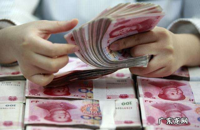 失业保险和失业补助能同时领吗