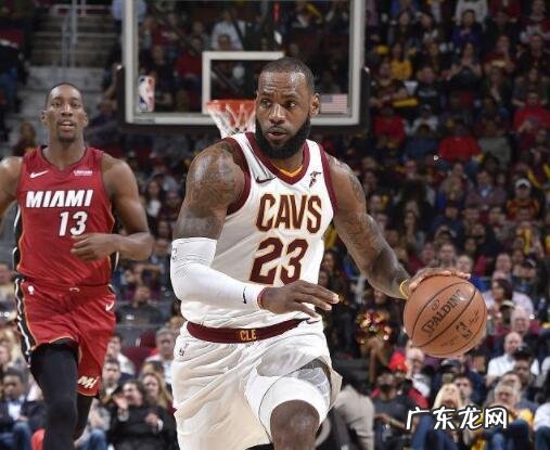 如何看待詹姆斯生涯1082场比赛里首次被驱逐?