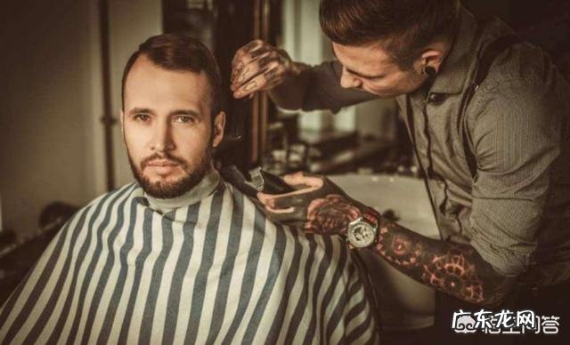 老发型师开店还是打工比较好？