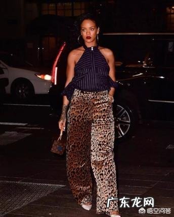 很喜欢豹纹,但又觉得老气,不知道怎么搭配比较好,麻烦推荐一下?