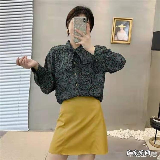 很喜欢豹纹,但又觉得老气,不知道怎么搭配比较好,麻烦推荐一下?