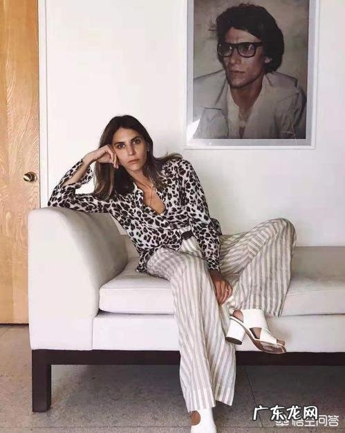 很喜欢豹纹,但又觉得老气,不知道怎么搭配比较好,麻烦推荐一下?