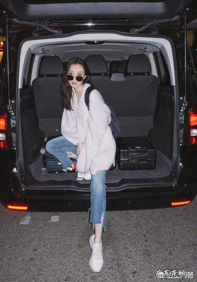 有哪些清新自然的服装搭配值得推荐?