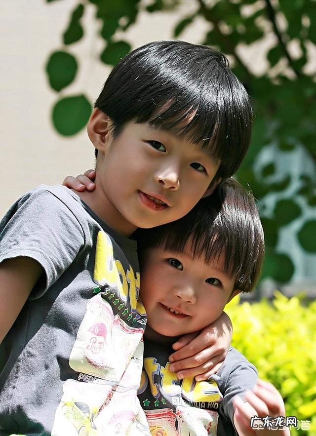 如果你的两个孩子打架,作为父母你会怎么处理?