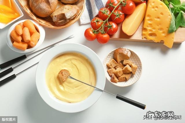 6个月婴儿该如何喂养,需特别注意哪些?