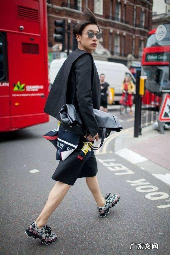 关于男生穿衣服搭配?