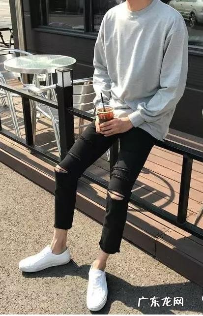 关于男生穿衣服搭配?