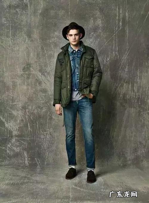 关于男生穿衣服搭配?