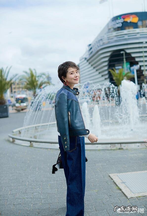 女30岁上班族，该怎么穿衣搭配？