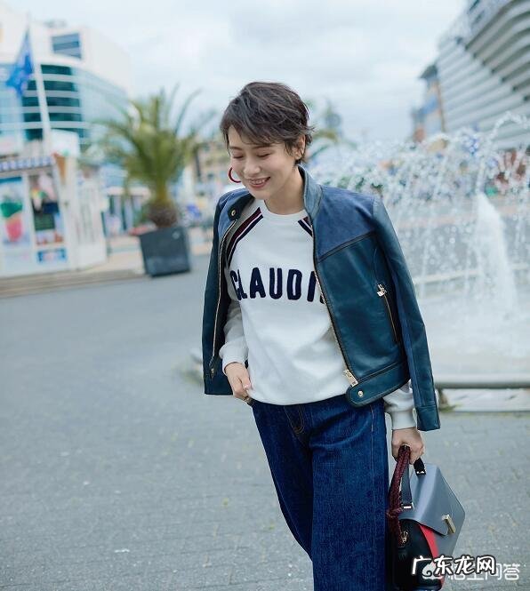 女30岁上班族，该怎么穿衣搭配？