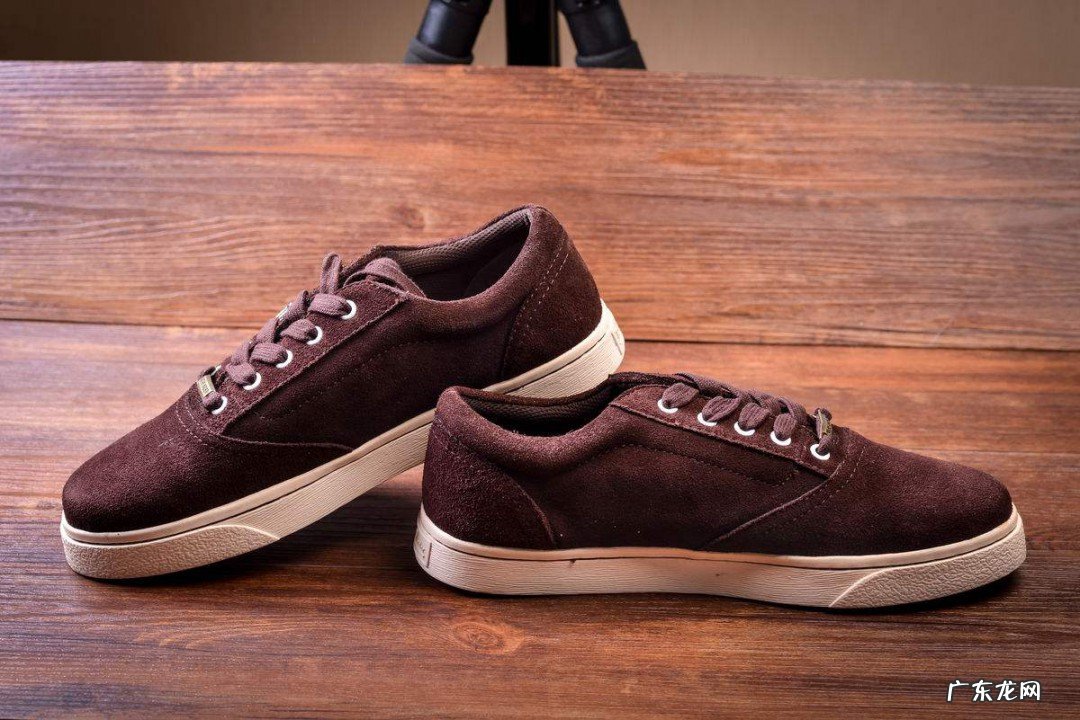 紫色鞋怎么搭什么袜子