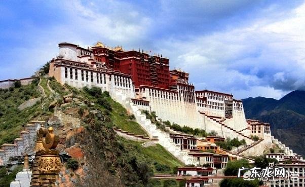 拉萨的布达拉宫是世界上最高的宫殿吗?