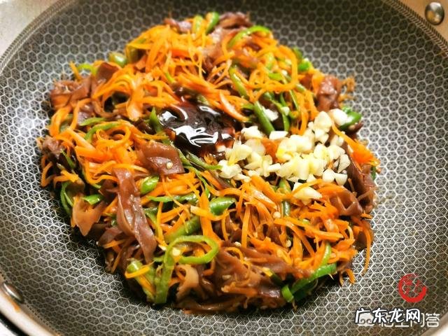 如何把素菜炒好？