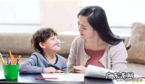 学校布置的手抄报作业，家长应该如何正确的辅导？