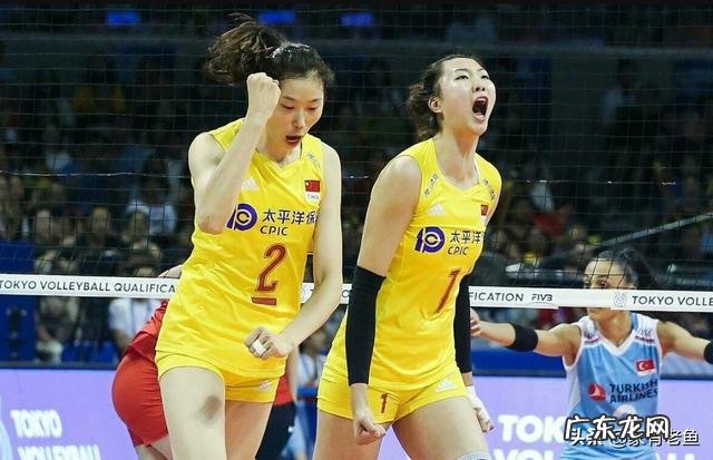 中国女排在打比赛的时候很少像日韩、欧美球队那样刻意化妆,这是为什么?