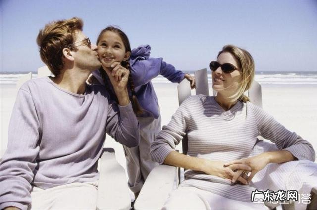 婚姻中对待第三者插足,是忍气吞声,还是勇敢面对?你怎么看?