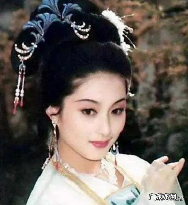 绘画中的美女和现实生活中的女性美,区别何在?