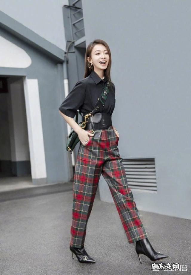 有哪些好看的格子裤搭配？