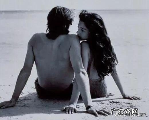 当女人发现老公有了婚外情,她是该离婚还是隐忍?