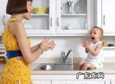 两岁的宝宝还不会说话,可以学些什么?