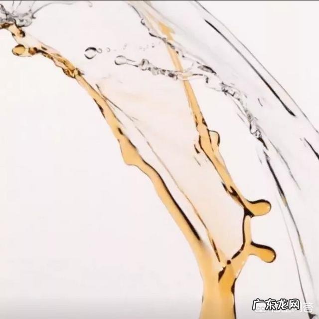 工作总使用电脑,有什么护肤产品推荐吗?