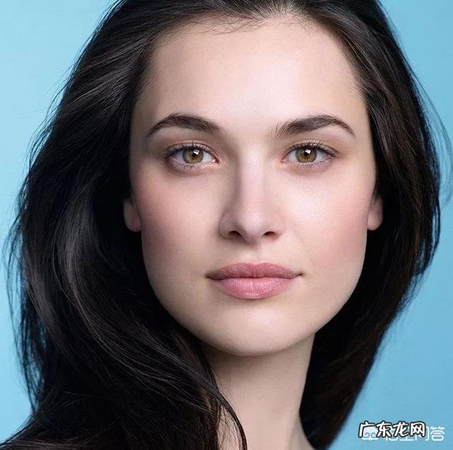 工作总使用电脑,有什么护肤产品推荐吗?