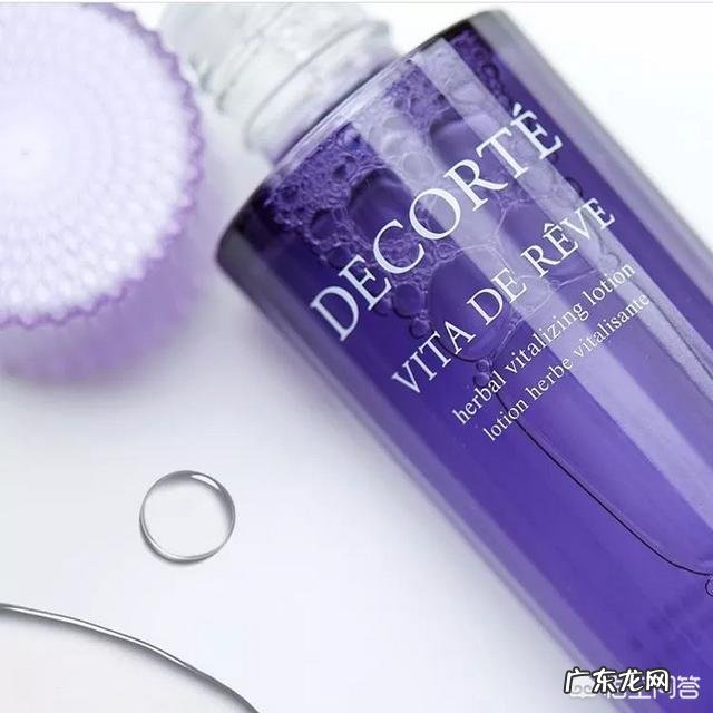 工作总使用电脑,有什么护肤产品推荐吗?