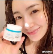 工作总使用电脑，有什么护肤产品推荐吗？