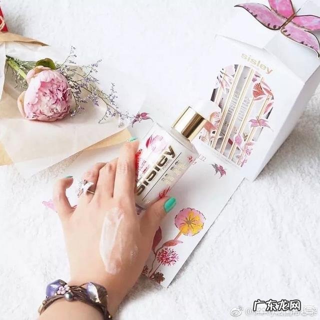 工作总使用电脑,有什么护肤产品推荐吗?