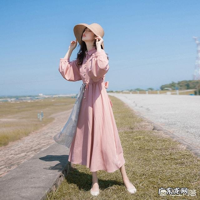 如何玩转连衣裙搭配?