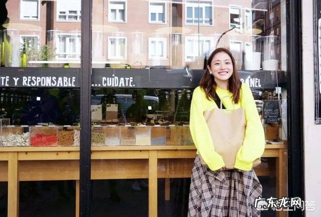 出去玩,穿什么才能够舒适实用又好看呢?