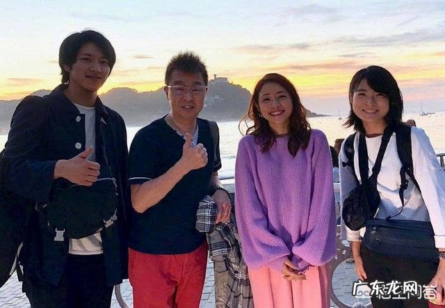 出去玩,穿什么才能够舒适实用又好看呢?