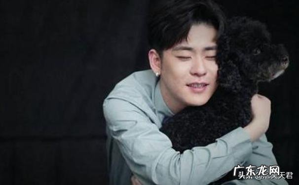 张云雷,你的理发店必须取消卖卡!刘信达导演的批评有道理吗?