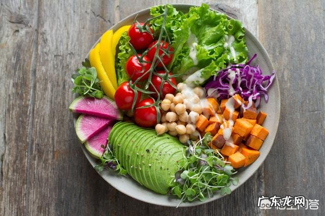 怀孕32周了,最近老是便秘,有什么食物可以解决?同时又对孕妇和宝宝好?